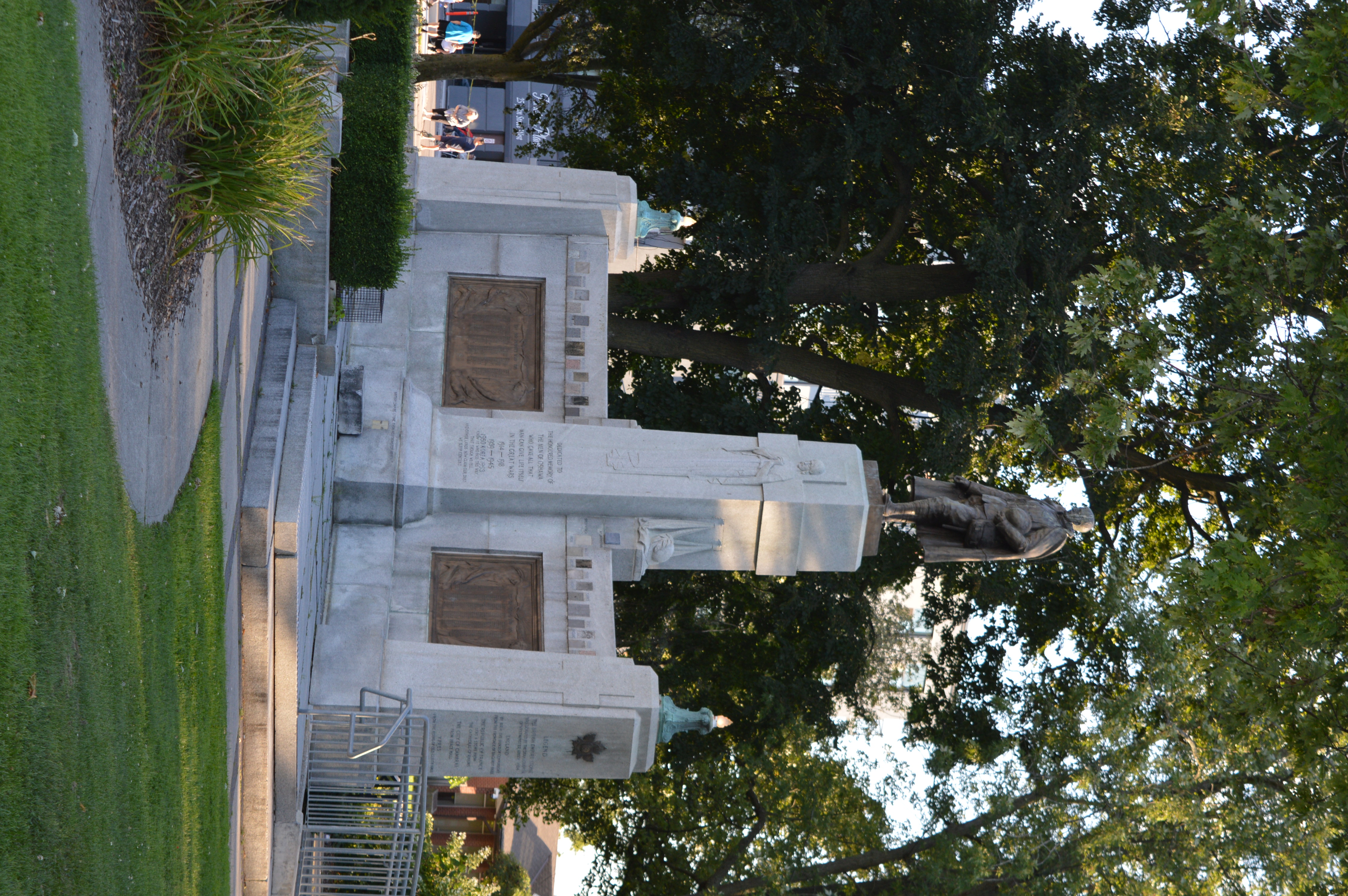 Cenotaph, Oshawa, Ontario